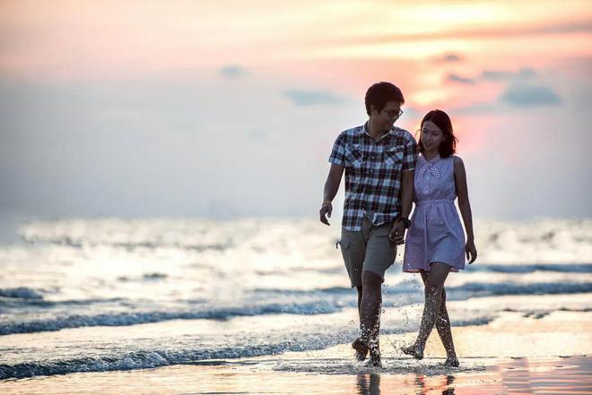 「好嫁风」男人，成了富婆收割机？