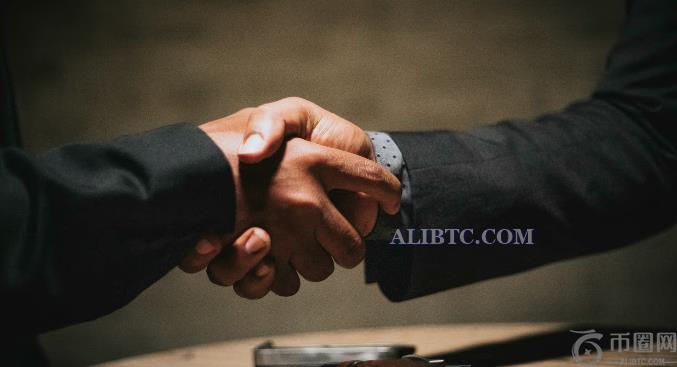 伊朗与以色列报道停火后，比特币价格突破10.6万美元