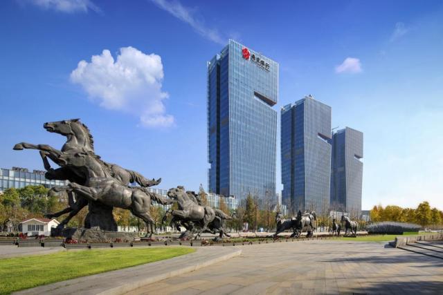 南京银行十八年跃阶：城商行“优等生”的价值航程
