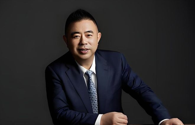 “温州鞋王”王振滔，卖掉95亿“现金奶牛”